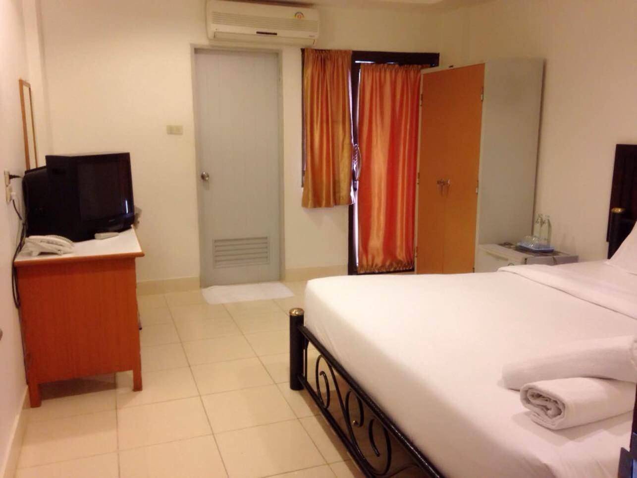 Top Hostel Udon Thani Room photo